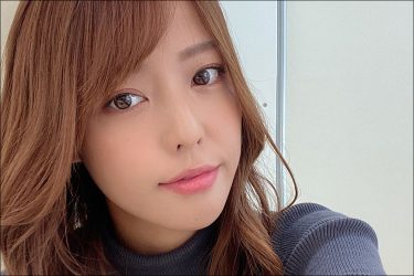 【吉野七宝実】干物グラビアで大ブレイクのビキニアングラー