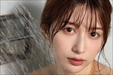 雪平莉左、美と艶の濡れ姿…魅惑のシャワーショットにファンとろける
