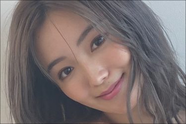 ギャルモデル・田向星華の柔らかな笑みと身体に熱視線