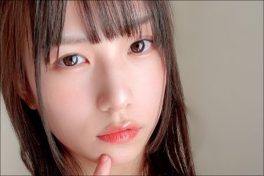 村上りいな、谷間の破壊力ハンパない美しく刺激的な幸福ツイート