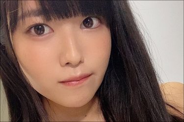 「起きた!?」東雲うみ、理想の彼女すぎるランジェリーお目覚めショットが大反響