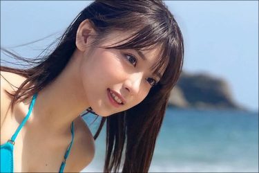 「スーパールーキー」まるぴ、前かがみ水着オフショットが超完全体