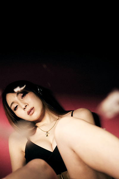 【森咲智美】妖しく魔性なコスプレグラビアの画像43