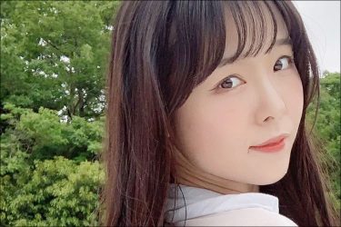 「あざとくて何が悪いの？」仲村まひろ、さりげに食い込み美ヒップ