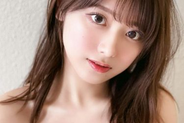 まるぴ、極上ビキニショット…愛くるしい表情とあらわな谷間に視線釘付け