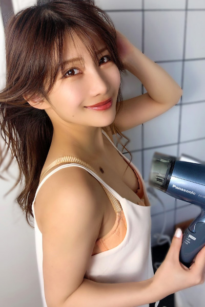 琴井ありさ、笑顔が眩しい「#おはチラ」胸キュン彼女風ショットの画像2