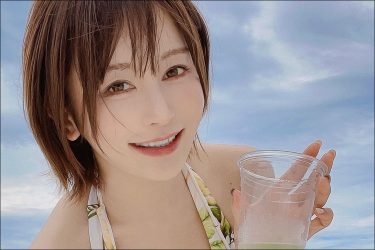 「一緒に飲も」いくみ、ほろ酔い水着美女のお誘いに一発KO