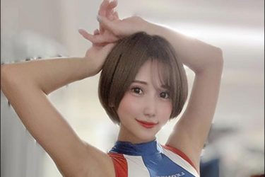 朝比奈りる、くびれ職人の本領発揮…ハイレグ競泳水着で完璧なボディライン