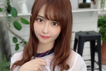 花咲れあ、スケスケ体操服をめくり上げ…小悪魔おねだりショットに「けしからんが最高」「反則！」