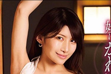 琴井ありさ、半脱ぎの極致！ ジャケ写公開で期待高まる最新作は出張相部屋モノ