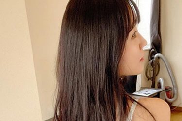 天羽希純、儚げなランジェリーバックショット…華奢な背中と丸いヒップの甘い誘惑