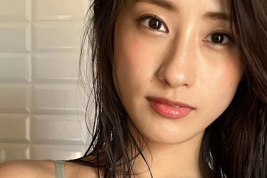 澄田綾乃、疲れ吹き飛ぶGジャン×ランジェリーの濡れ髪スタイル