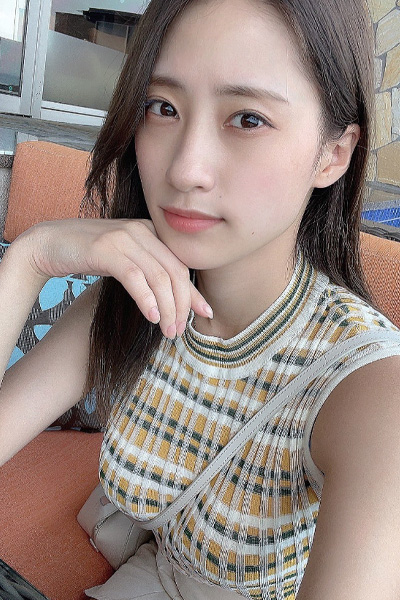 神の最高傑作・澄田綾乃のパイスラ流し目にファン歓喜の画像2