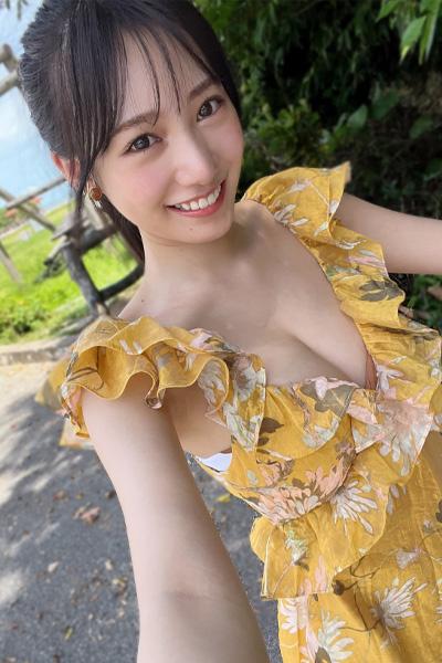 横野すみれ、正統派アイドルオフショでトロピカル美谷間の画像2