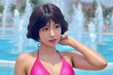 藤井マリー、小麦色のヘルシー砂時計ボディ