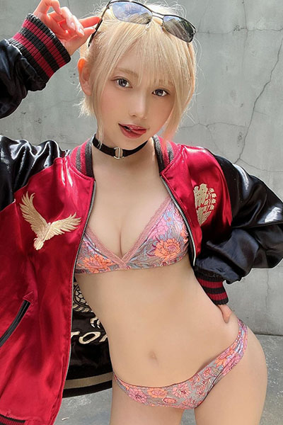 篠崎こころ、クローズ×WORSTコラボのヤンキーグラビア3連発の画像3