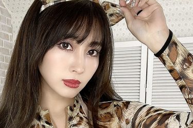 森咲智美、女豹な「これがこう」で超攻撃的ド迫力バスト