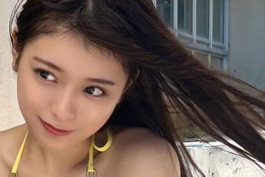 まるぴ、風を味方につけたビキニ美女…別格ルーキーのミラクルな美貌