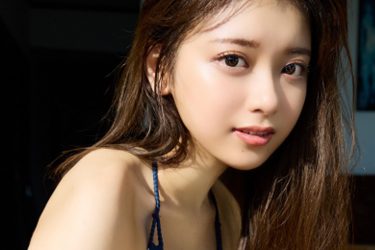 まるぴ、フレッシュに大人の輝き放つパーフェクトボディ