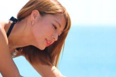 「なにわのブラックパンサー」橋本梨菜、美ボディ映える黒豹ポーズ