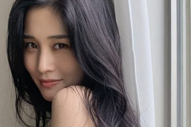 高橋凛、胸の突出ぶりがヤバいランジェリーカットに大喝采