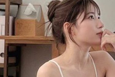 雪平莉左、隠し撮り風オフショでパーフェクトボディ