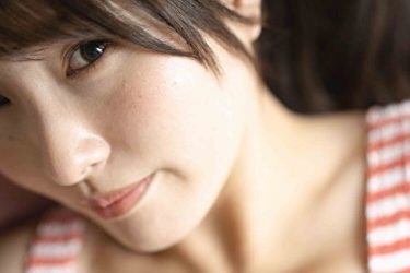 原つむぎ、癒しと刺激のド迫力バスト