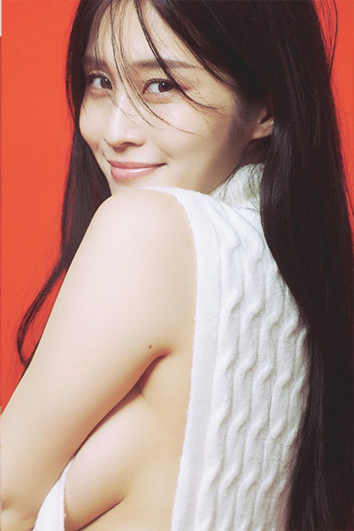 高橋凛、たわわ美胸＆独特色香あふれる無防備ノースリーブカットの画像2