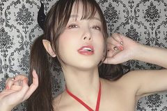 いくみ、衝撃の深夜ツイート…ハードな鬼コスでフォロワー強襲