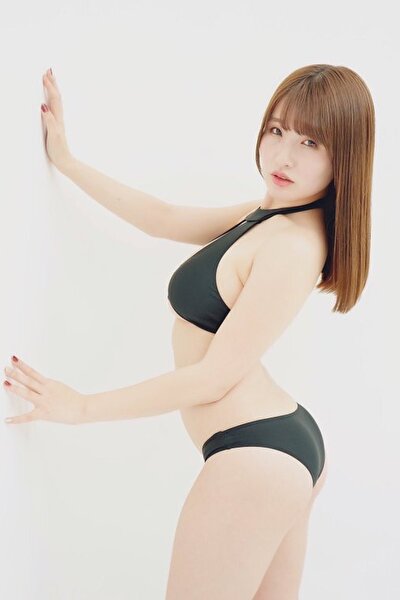原つむぎ、小ぶりで可愛い成長前の桃ヒップの画像2