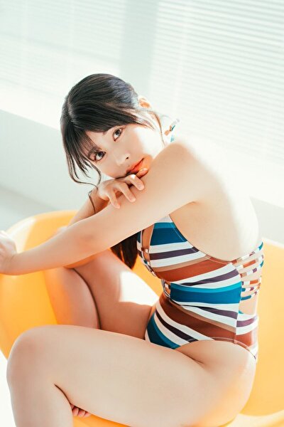 ちとせよしの、珠玉のむっちりボディに熱視線の画像2