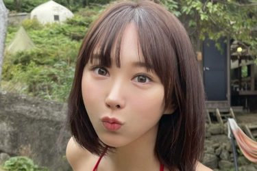 日向葵衣、初写真集に歓喜の美たわわバスト