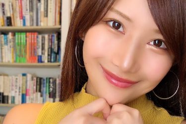 琴井ありさ、妄想広がるお誘いチラリ