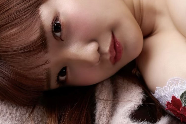 渡辺ののか、横たわりバストのハンパないどっしり感の画像1