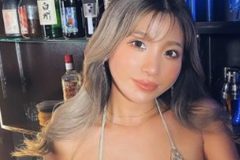 葉月あや、オタクに優しいギャル