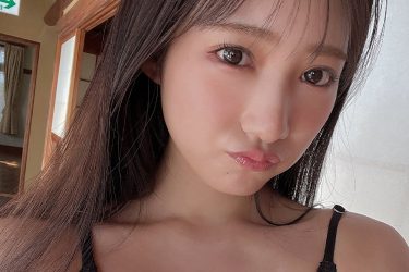 横野すみれ、衝撃ボリュームと深すぎる谷間