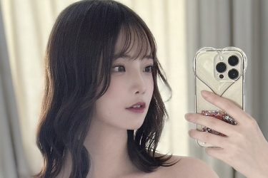 新谷姫加、煌びやかな色気増す美白ボディ