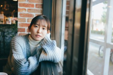 志田音々、元気ハツラツから大人の色香へ…最新電子写真集アザーカット