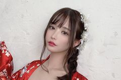 イヨリーヌ、華やか艶和装の乳イヤー投稿