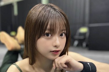 まるぴ、体育会系美女の柔らかな美谷間