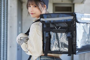 篠原みなみ、無防備すぎる配達員