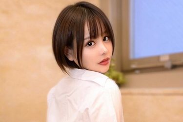 「会社の部下と」パピコがトイレでキケンな密会シチュ