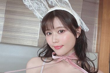 小日向ゆか、ふっくら美バスト輝くバニーコス