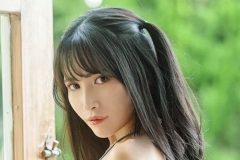 JILL、美ヒップむき出しホットなバックショット