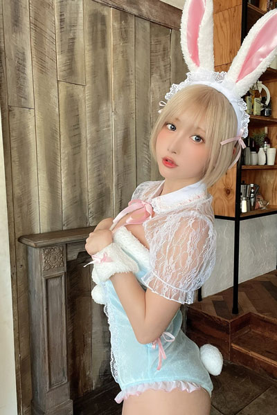 篠崎こころ、もふもふ美胸バニーの画像4