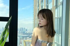 福岡みなみの艶やかふっくらヒップ