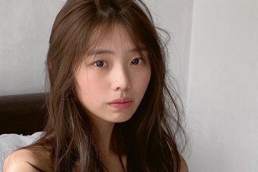 菊地姫奈、無造作なビッグバスト