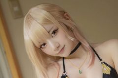 尊みを感じて桜井、次元の壁を飛び越える美貌と超立体美谷間