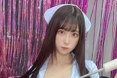 真島なおみ、はだけナースは特大注射がお得意