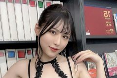笹井絢乃、美バストあらわな女教師